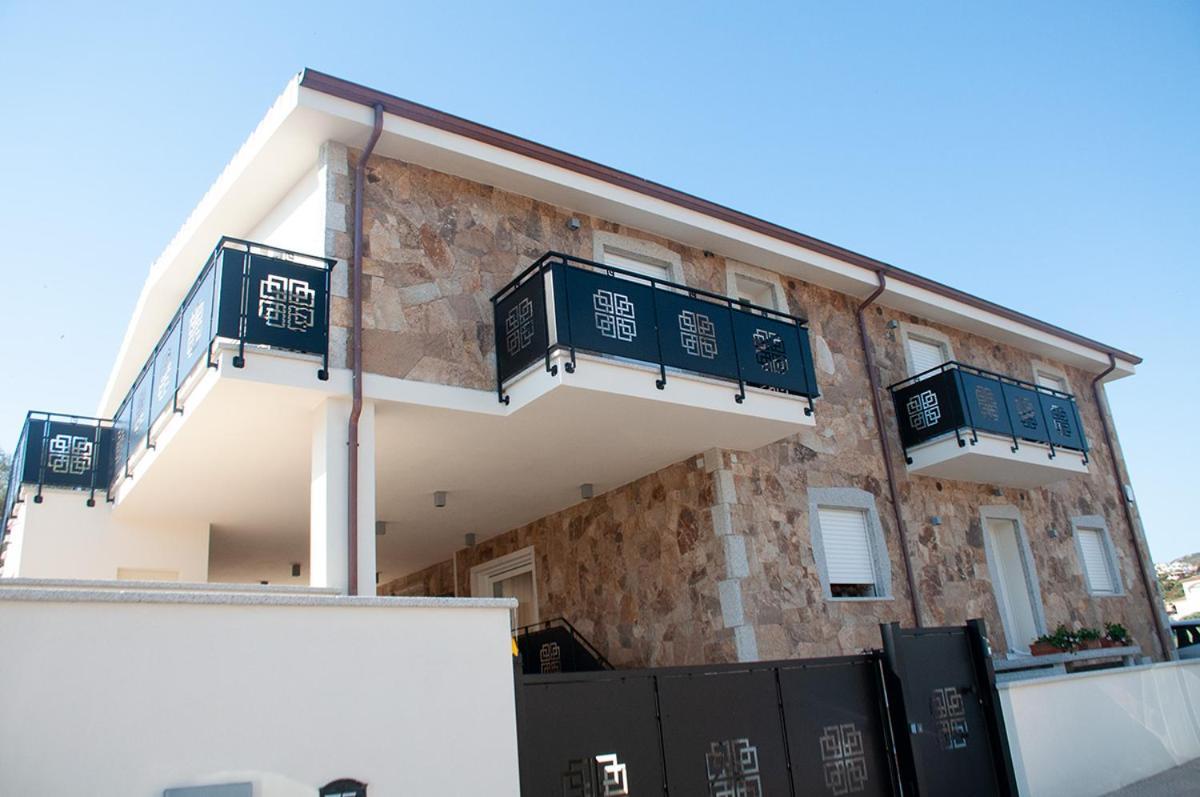 Bed and Breakfast Sa Prenda Loiri Porto San Paolo Exterior foto
