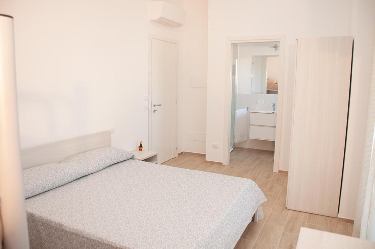 Bed and Breakfast Sa Prenda Loiri Porto San Paolo Exterior foto